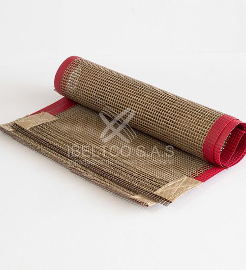Rollos, bandas, correas y mallas en teflón (PTFE) ideal para aislar temperaturas en diferentes procesos industriales.